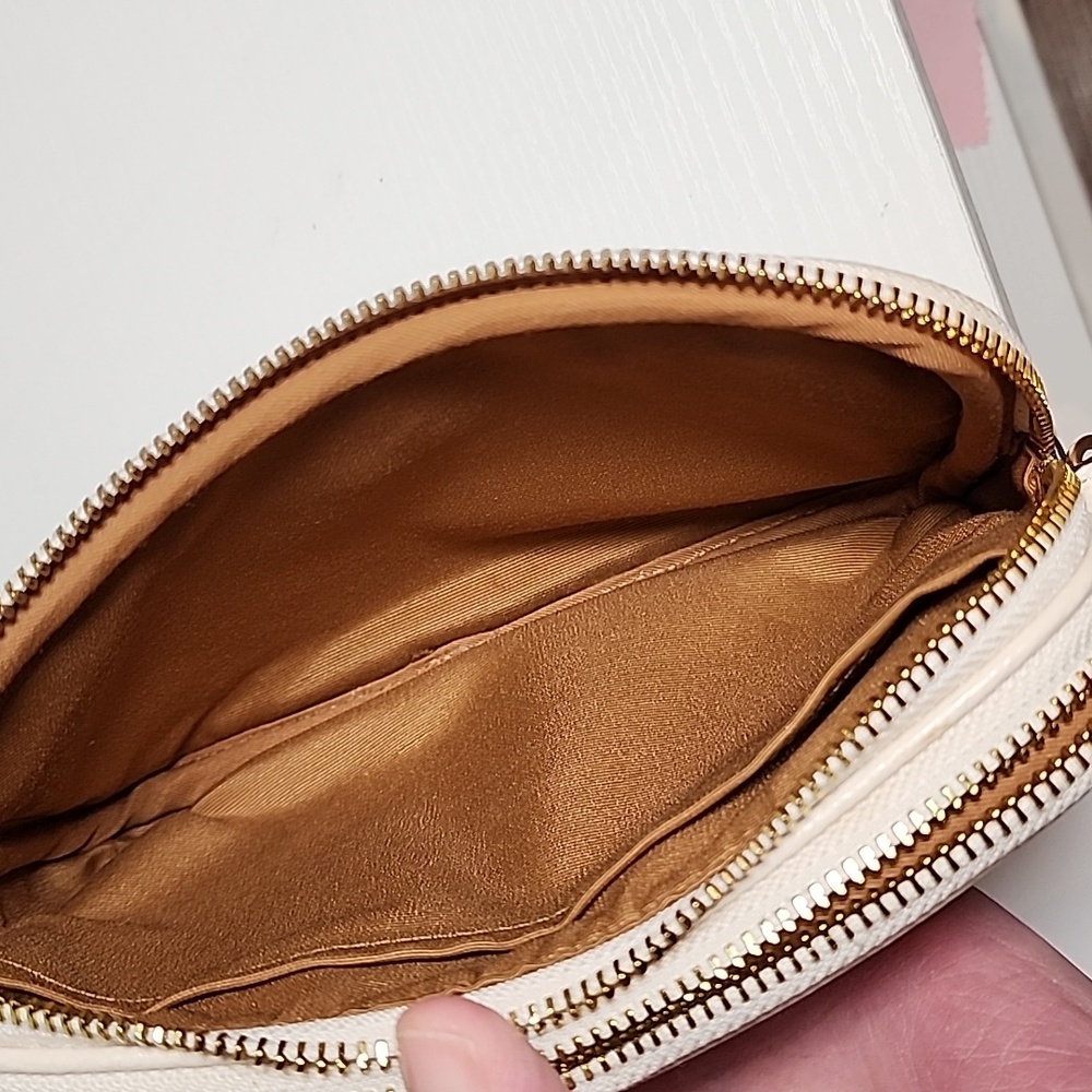 Coach Anna Fold-over Clutch Crossbody And Camera Bag With Strap - Picture 16 of 17